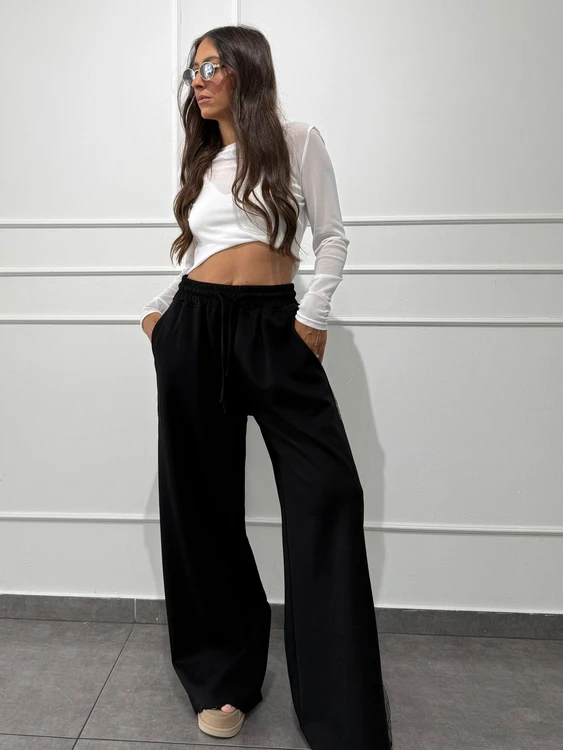 מכנס בשילוב פס תחרה