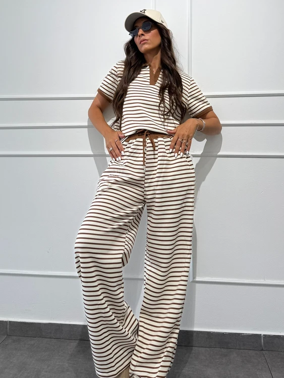 חליפת אמנדה חום