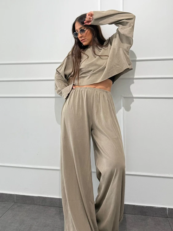 חליפת קרופ o/s