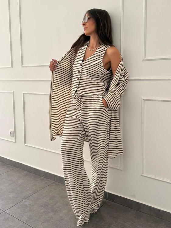 חליפת 3 חלקים - שמנת חום