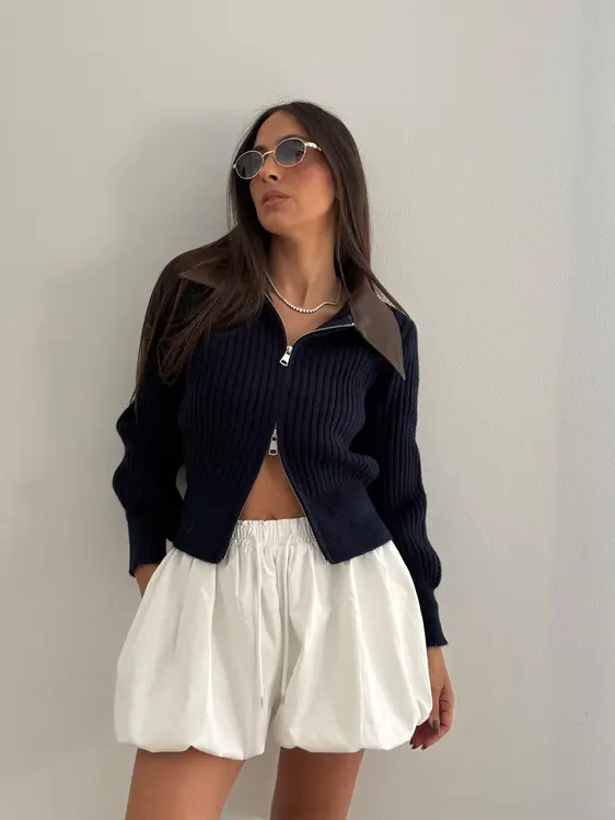 סריג רוכסן צווארון עור