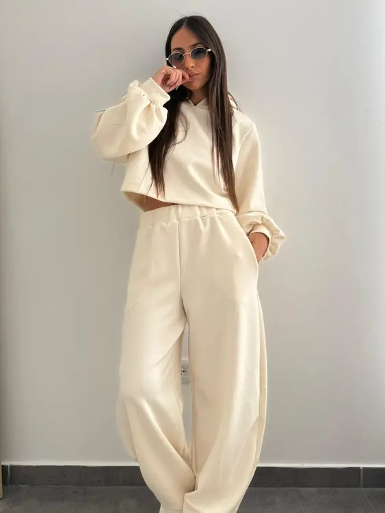 חליפת קפוצון- שמנת