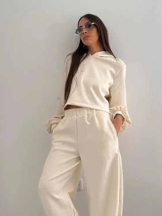 חליפת קפוצון- שמנת