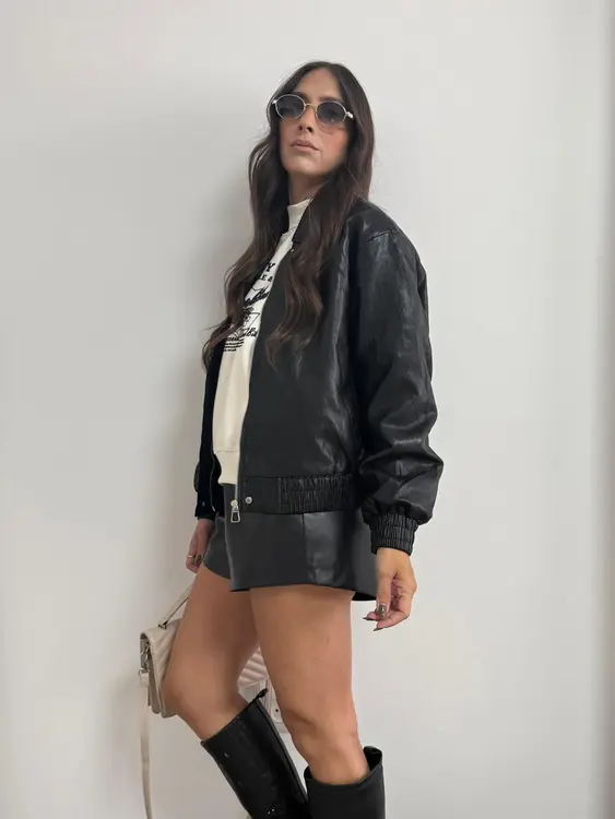 גקט/מעיל דמוי עור