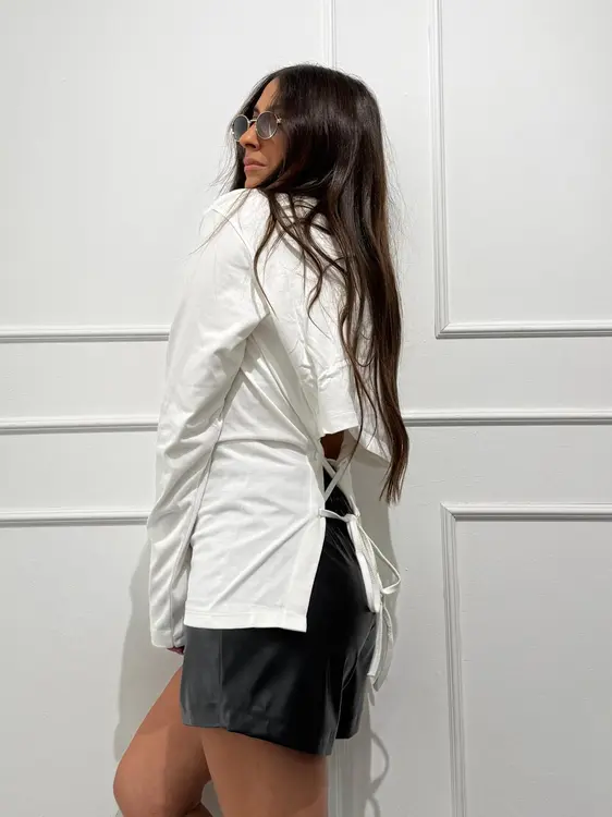 חולצה קשירות גב