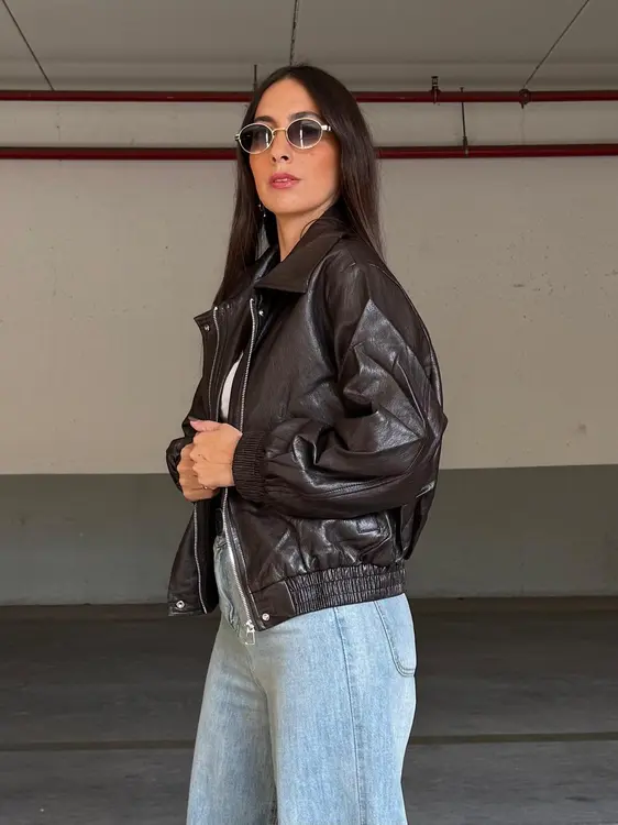 גקט/מעיל דמוי עור