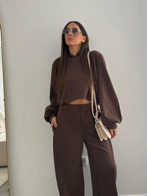 חליפת קפוצון- חום