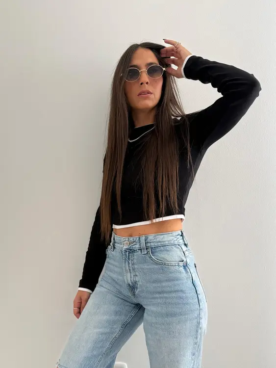 חולצת שילוב- שחור