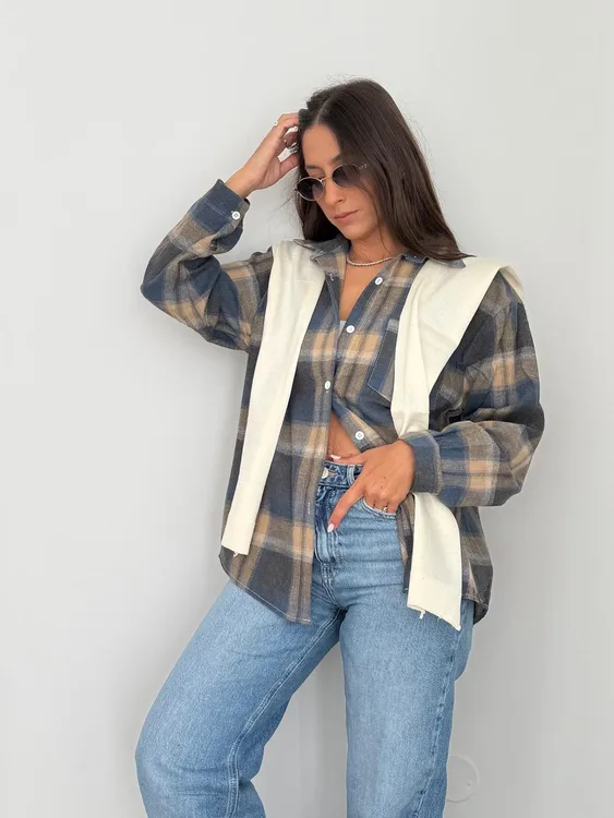 מכופתרת משובץ O/S