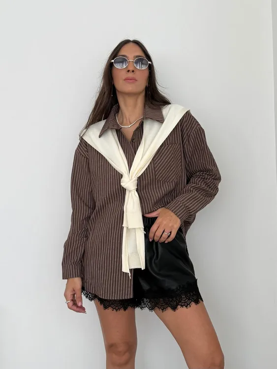 מכופתרת פסים + צעיף O/S