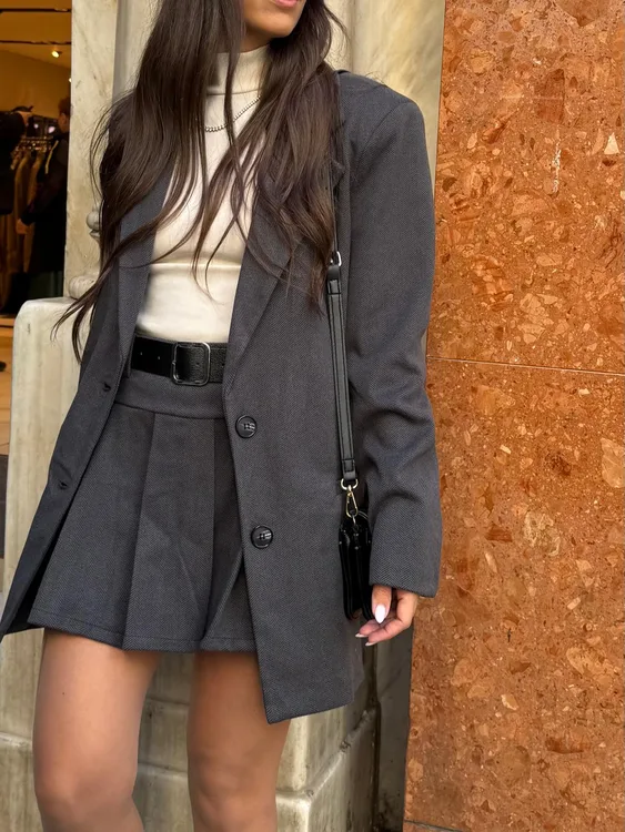 חליפת מחויטת