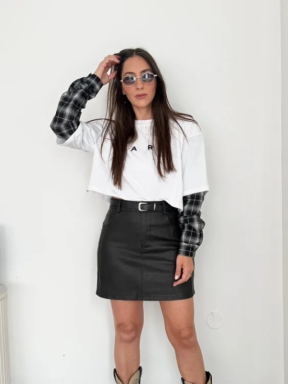 חולצת קרופ שילוב משבצות