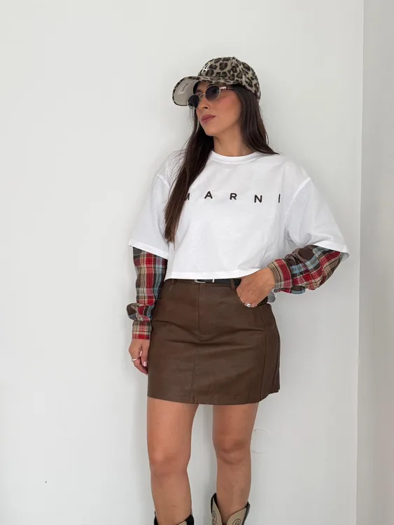 חצאית עור שבור