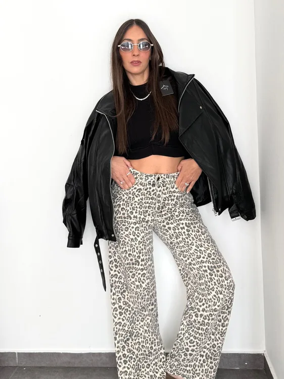 ג'ינס מנומר