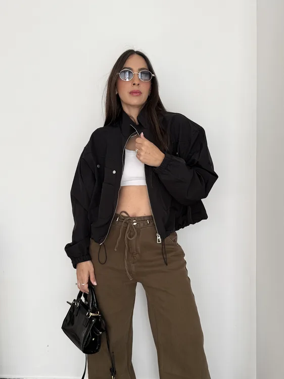 ג'קט ניילון