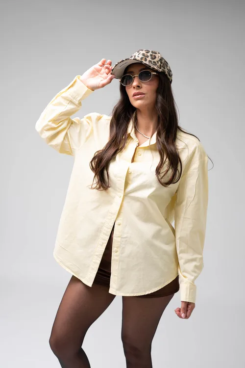 מכופתרת פולו