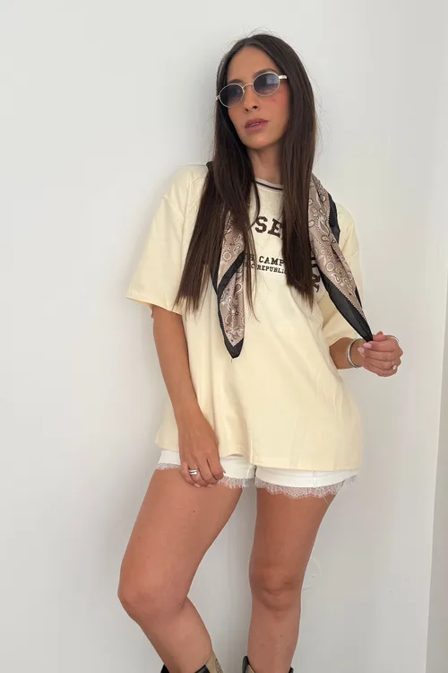 חולצה בשילוב בנדנה