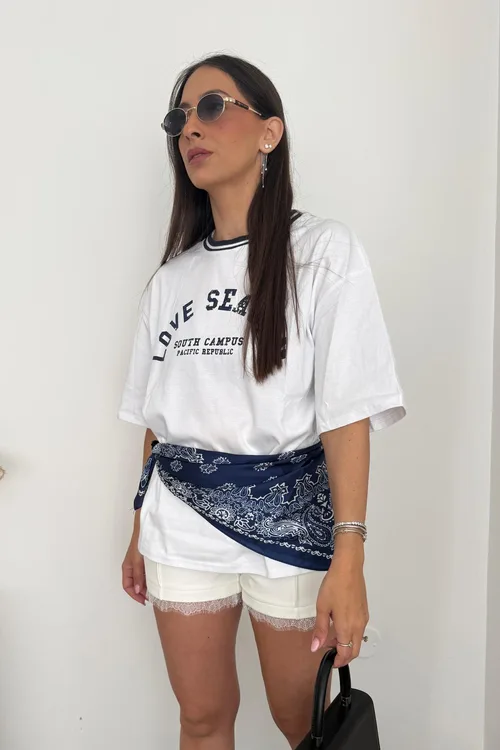 חולצה בשילוב בנדנה